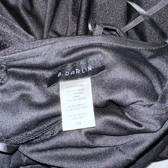 Black ball gown with rouched sides & an adjustable train - Picture 7 of 7